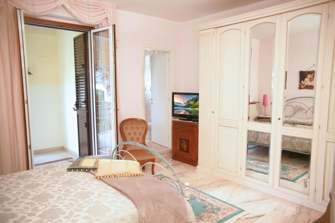 Villa Cecilia Bed And Breakfast Cellole Экстерьер фото