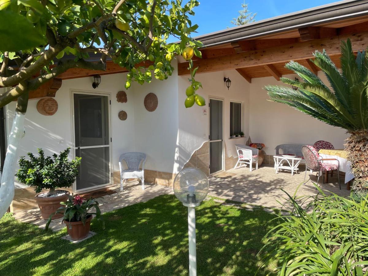Villa Cecilia Bed And Breakfast Cellole Экстерьер фото